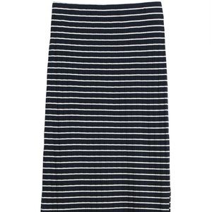 NWT Banana Republic Ribbed Knit Pencil MIDI Skirt. Size Small. Navy Stripe.